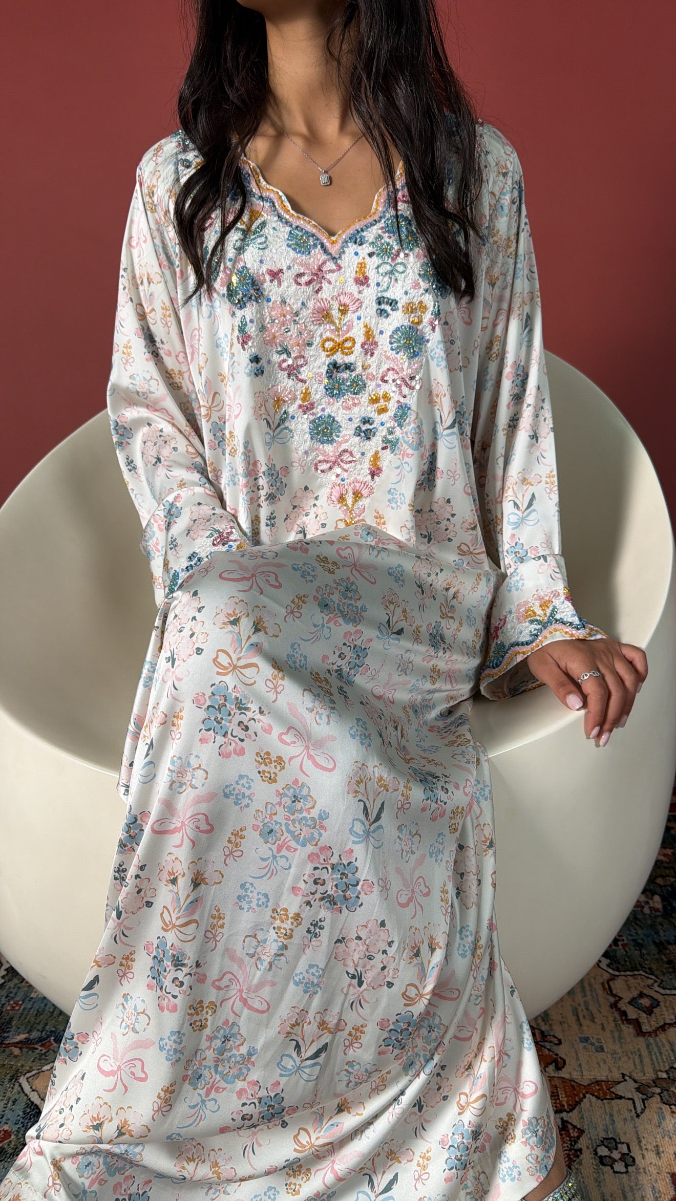 Makhaweer – Emiratische Kreation | Luxussortiment