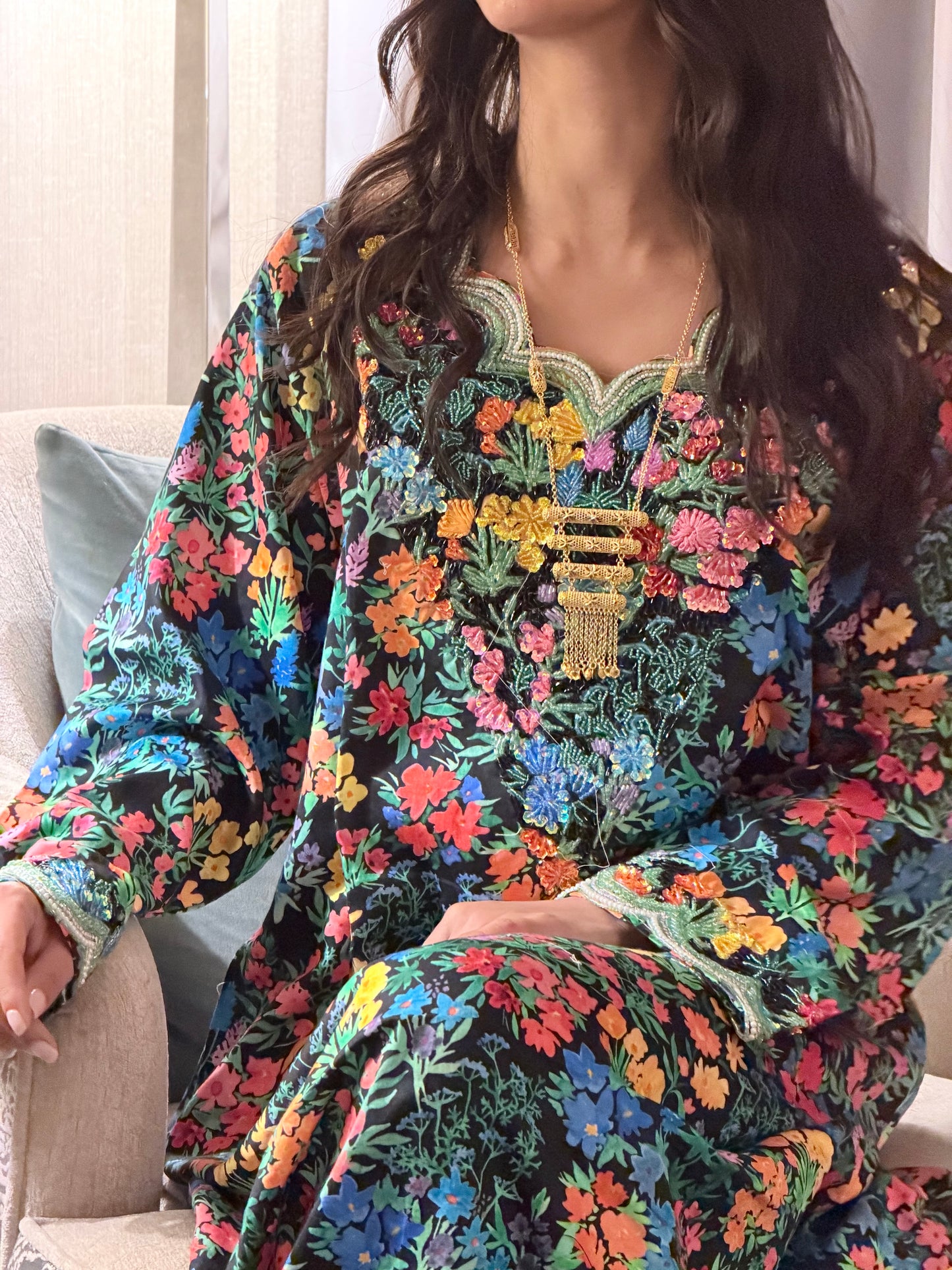 Makhaweer – Création Emirati | Gamme Luxe