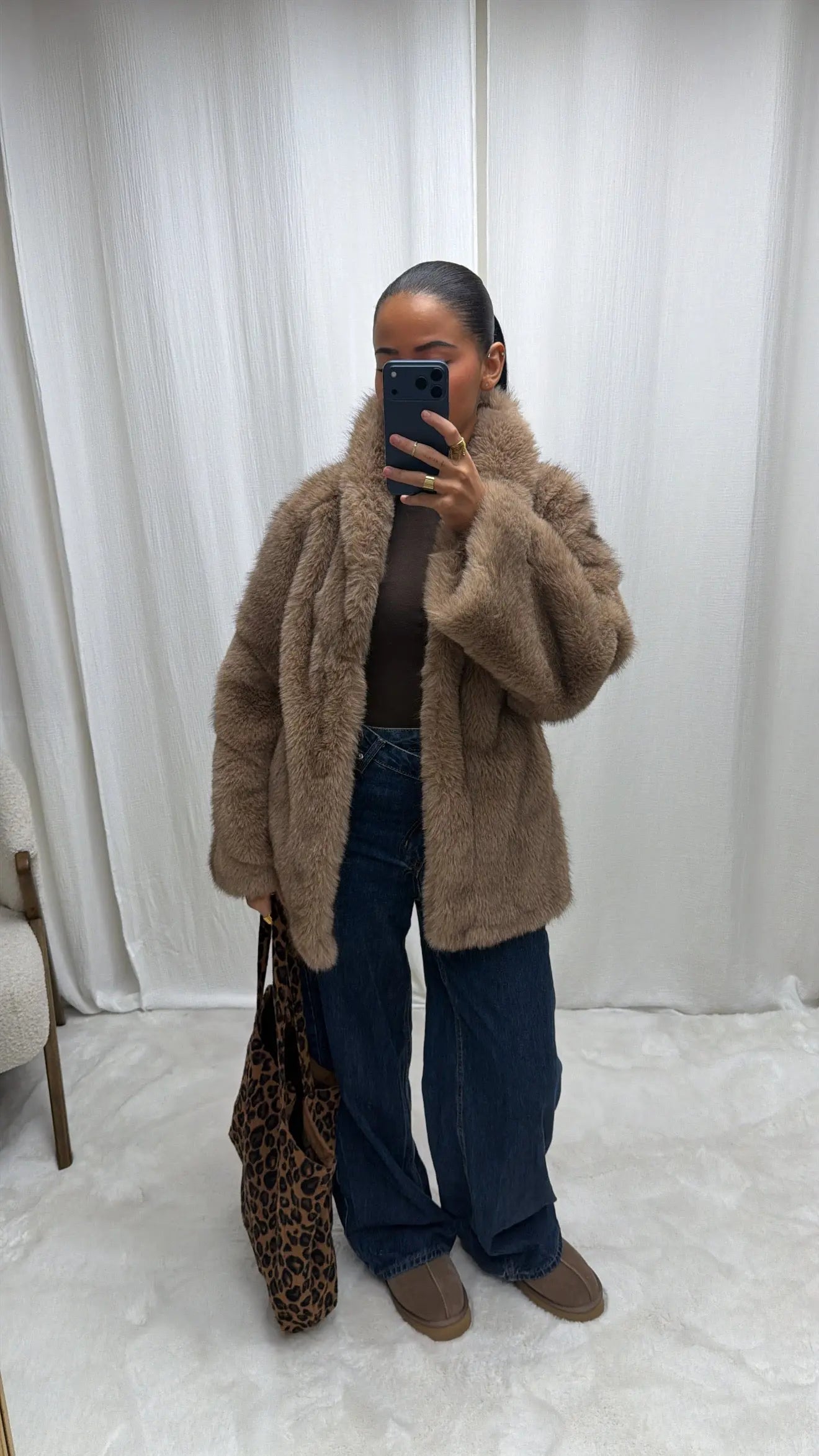 Veste en Fausse Fourrure Premium – Taupe Chaud MissChadou