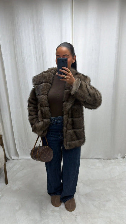 Manteau en Fausse Fourrure Vegan MissChadou