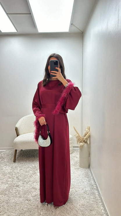 Abaya à plumes en satin dana Miss Chadou