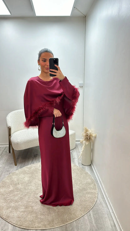 Robe à plumes en satin Emely Miss Chadou