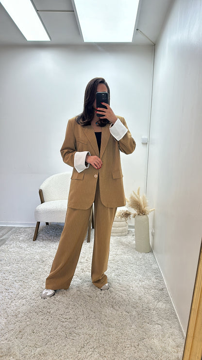 Ensemble Blazer Pantalon à Rayures Jiji