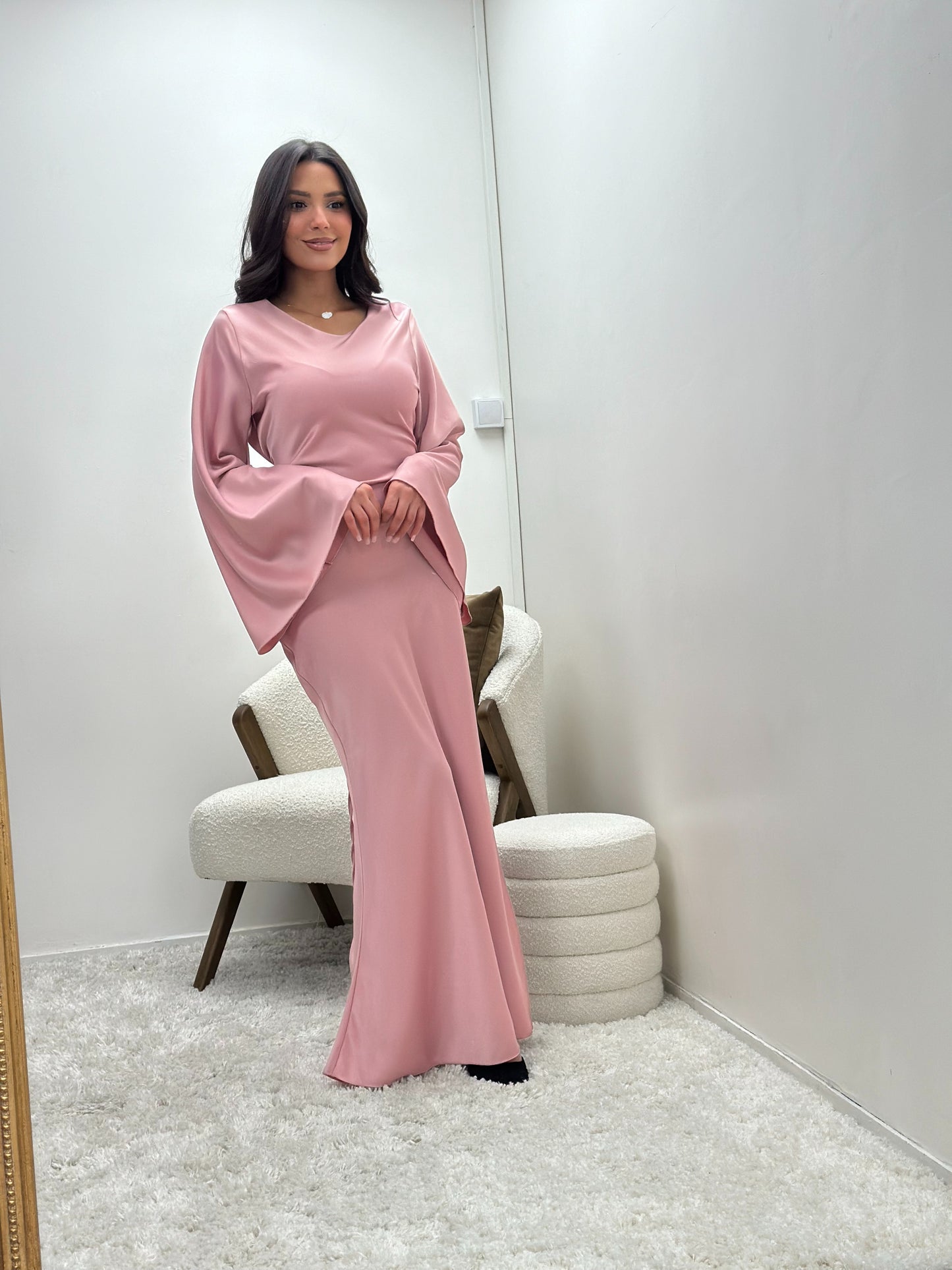 Robe rose en satin enaya