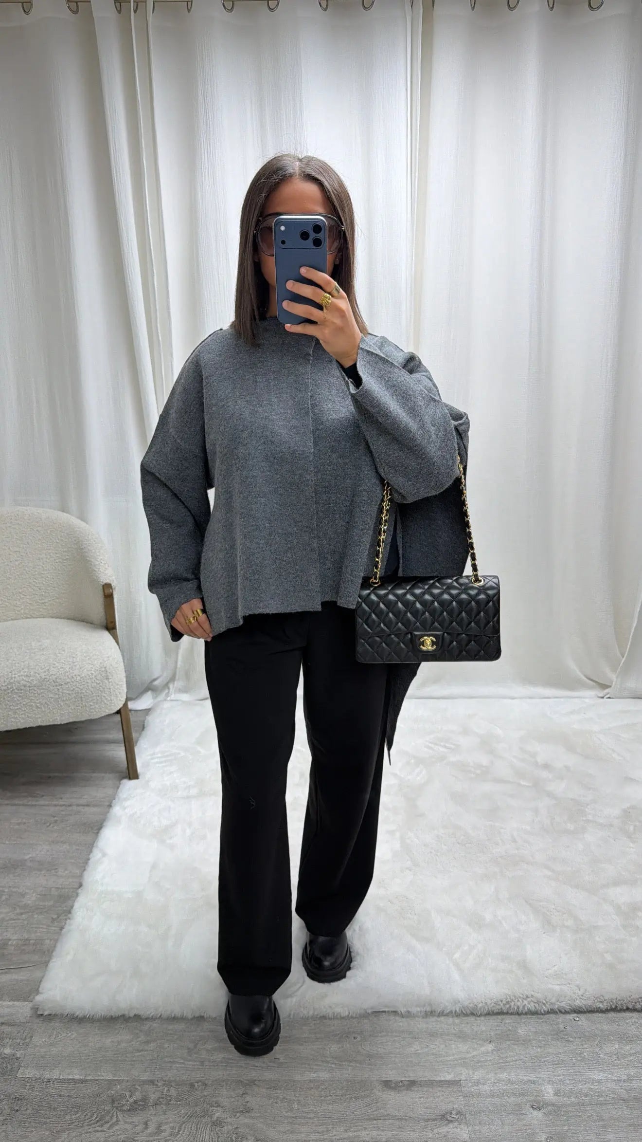 Cardigan Cape Premium en Laine avec Écharpe Intégrée – Coupe Asymétrique MissChadou