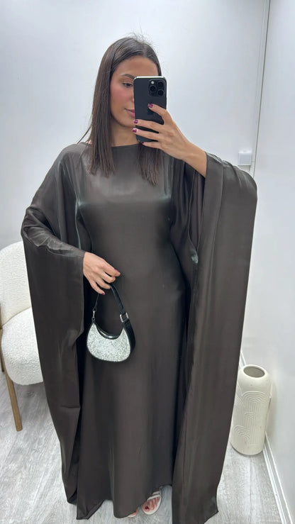 Abaya Marron à manches papillons stella Miss Chadou