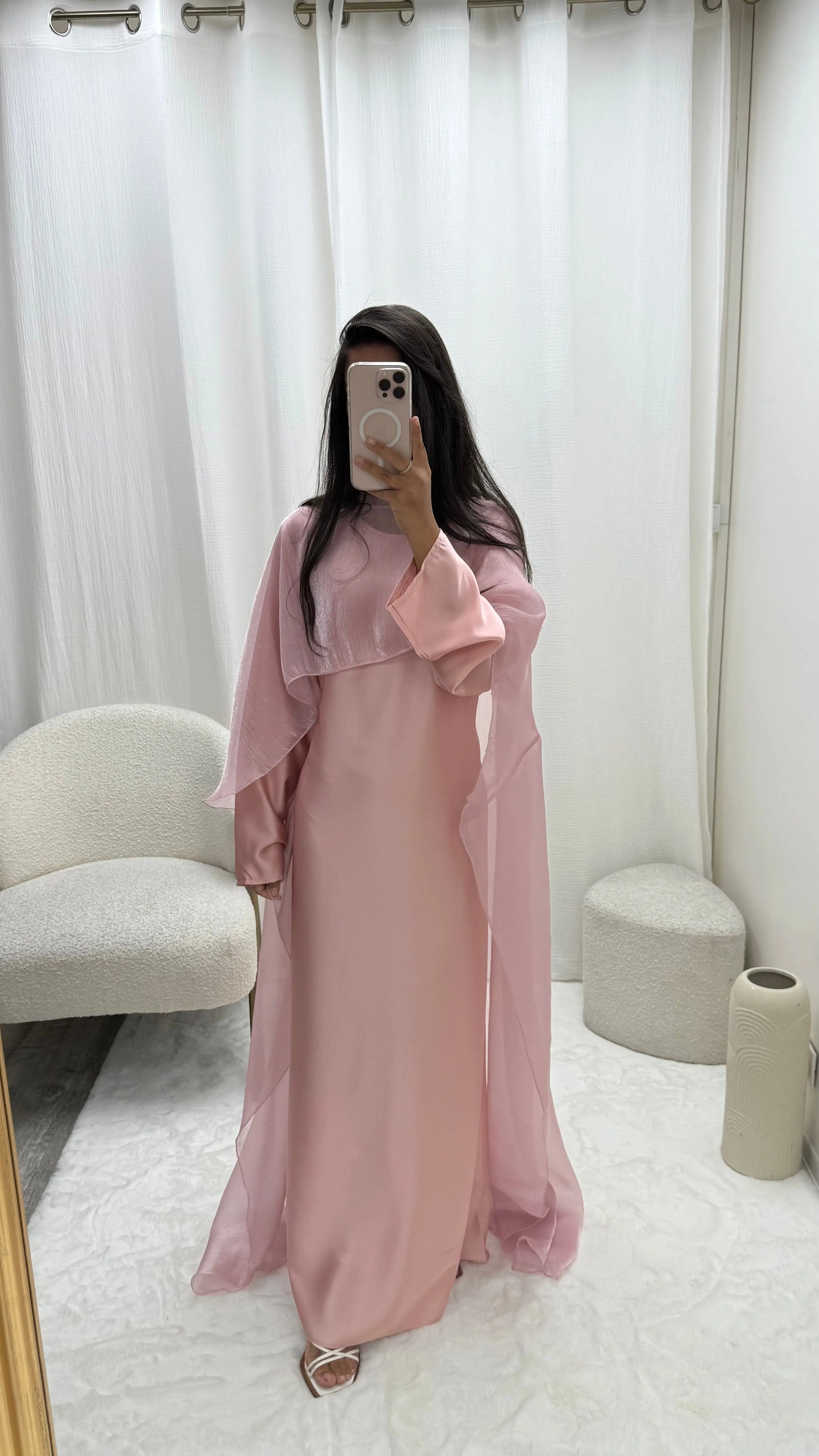 Robe Satinée avec Cape Olivia Miss Chadou