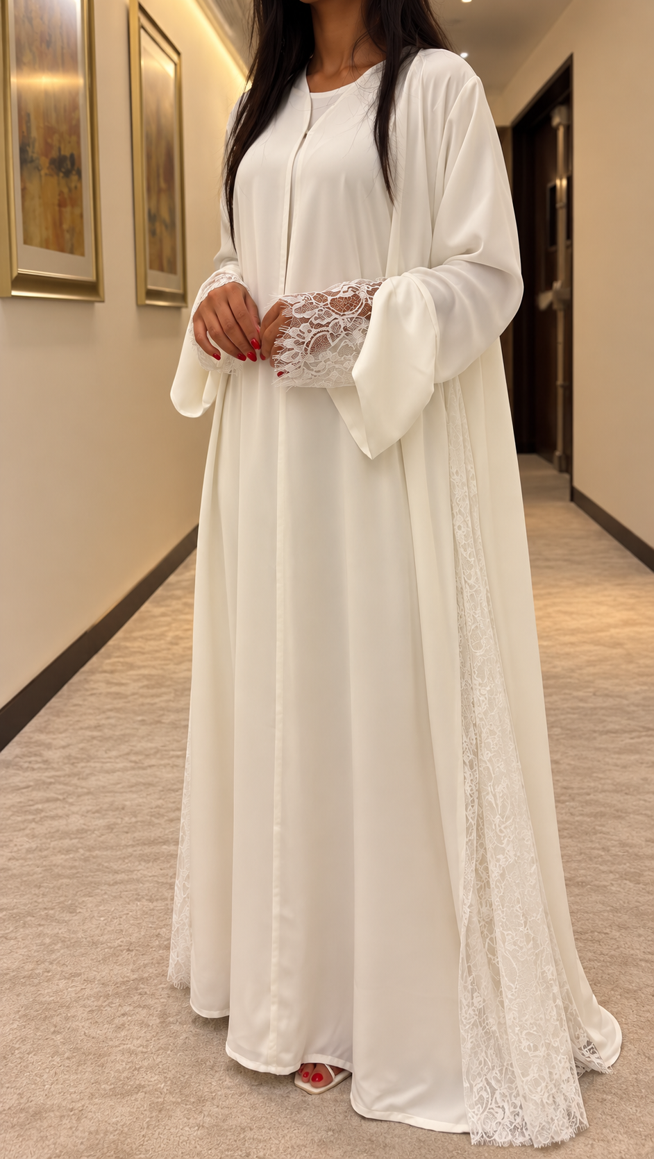 Abaya blanche Lulwa en dentelle florale pour future mariée et cérémonie