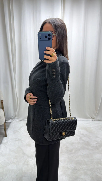 Veste Manteau Premium Ceinturée – Coupe Élégante & Boutons Invisibles MissChadou