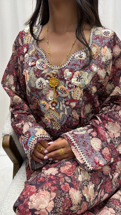 Makhaweer Floral Bordeaux – Coton Premium