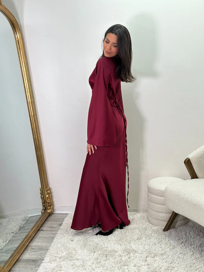 Robe bordeaux en satin enaya