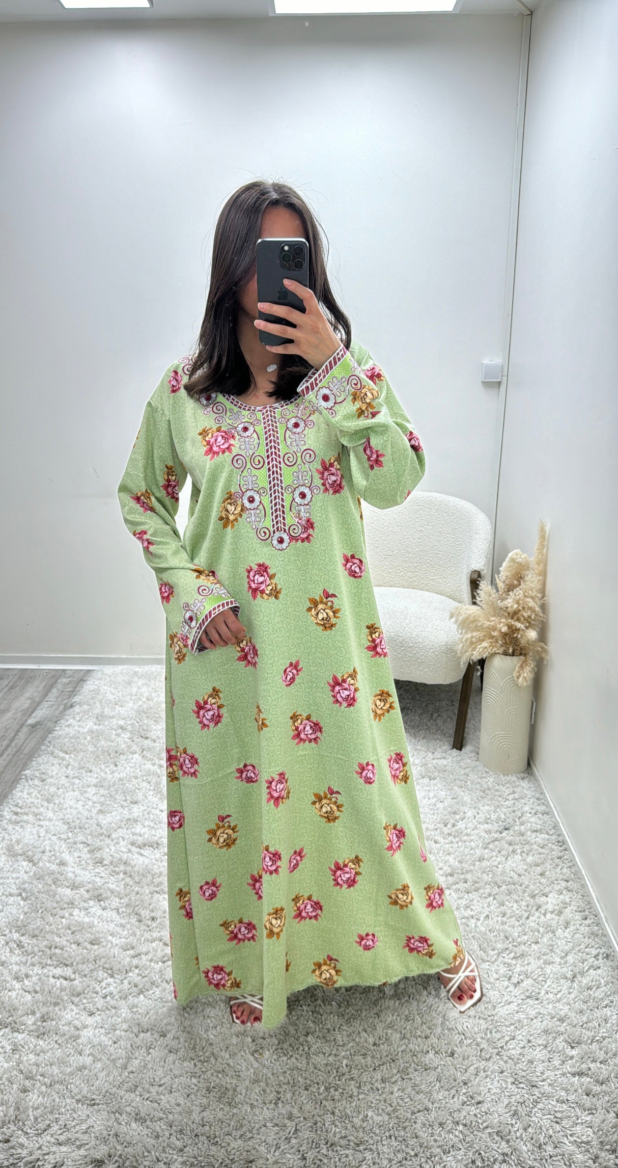 Robe Makhawir Dubai Taille M