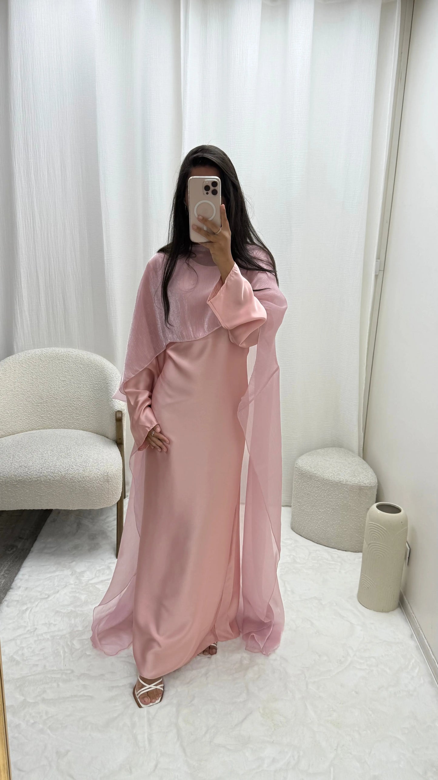 Robe Satinée avec Cape Olivia Miss Chadou