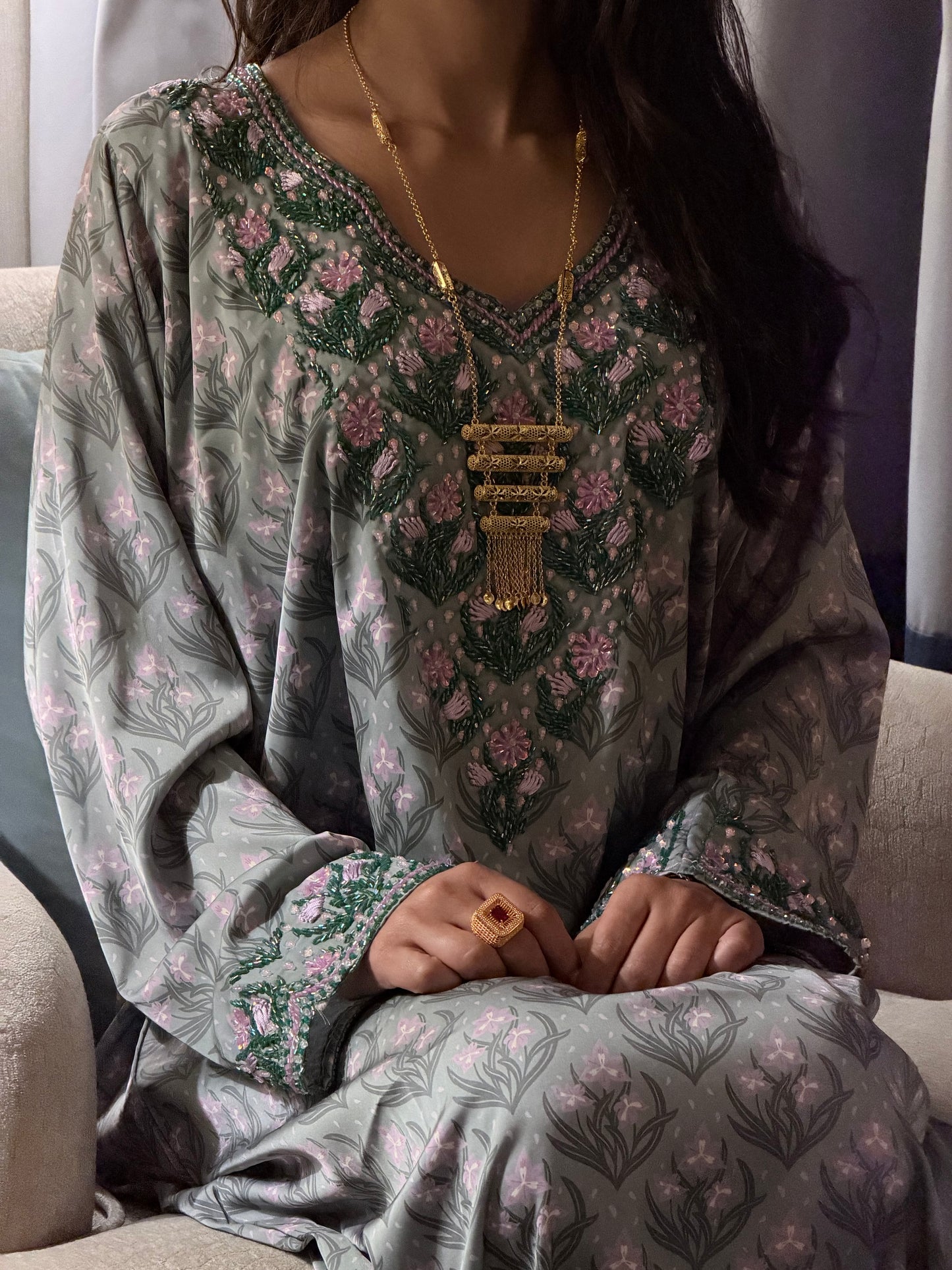 Makhaweer – Création Emirati | Gamme Luxe