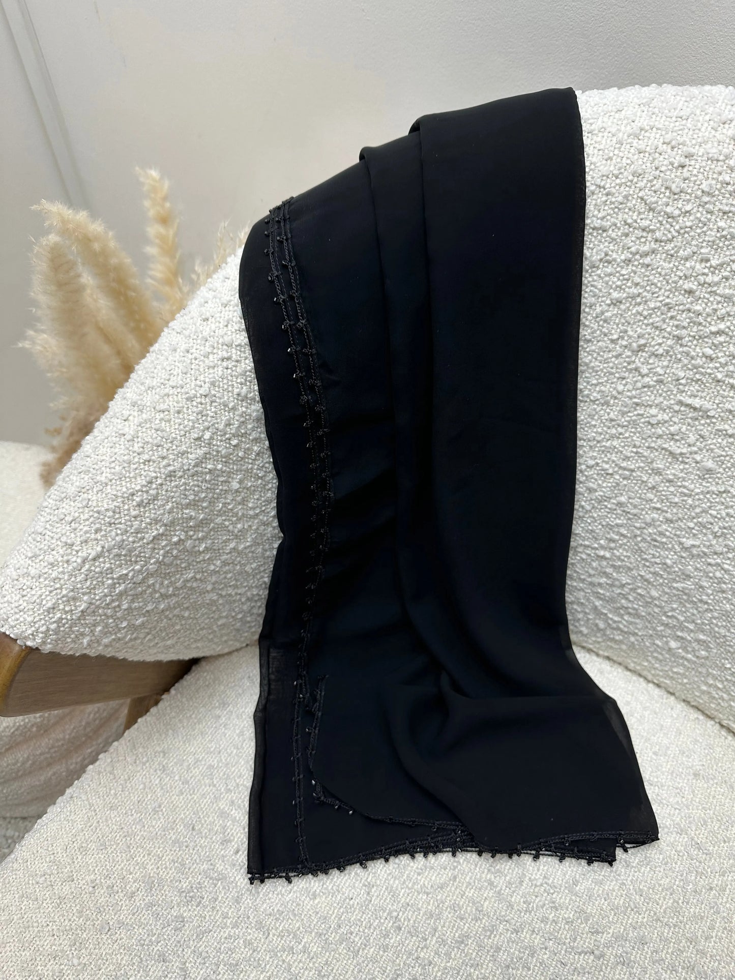 Hijab Dubai Mousseline Strass Luxe Soft : Facilité et Élégance à Porter