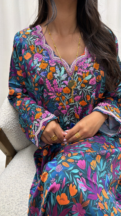 Makhaweer floral multicolore en soie italienne, robe émiratie cérémonie — Miss Chadou