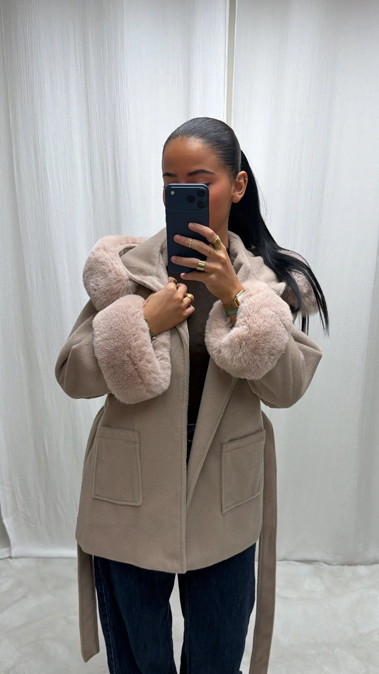 Manteau Fausse Fourrure  – Beige Rosé MissChadou