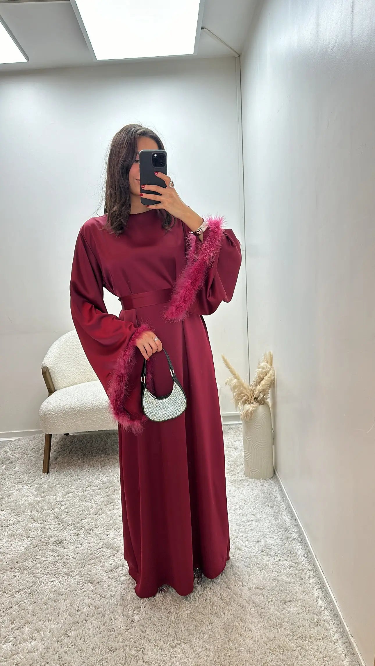 Abaya à plumes en satin dana Miss Chadou