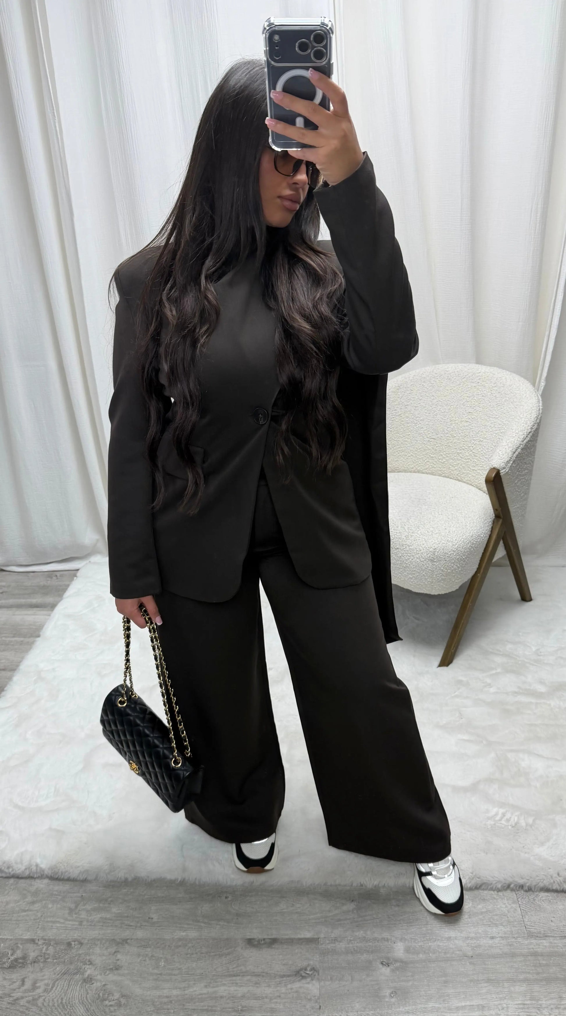 Tailleur Premium avec Blazer Écharpe Intégrée – Coupe Moderne Pantalon Wide Leg MissChadou